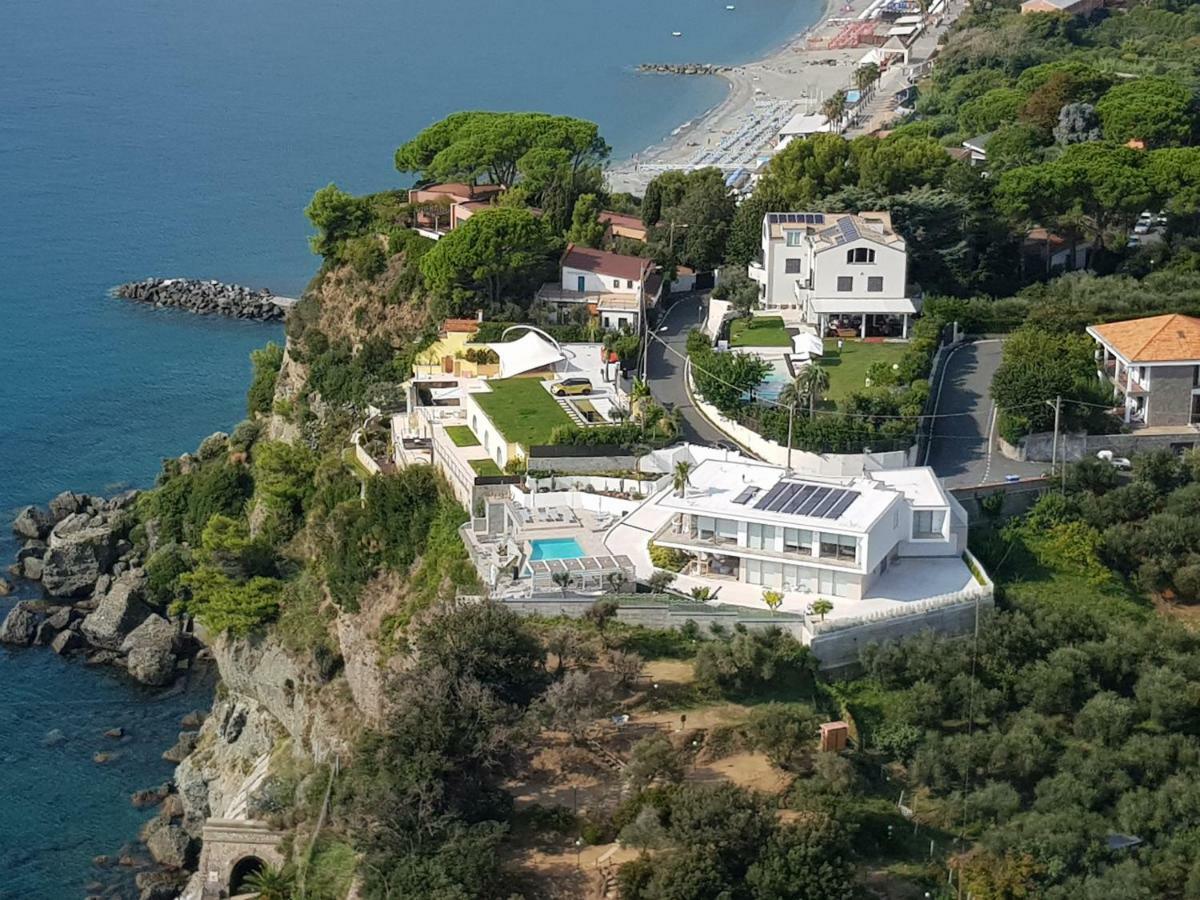 B&B Capo Torre Resort & Spa Albisola Superiore Dış mekan fotoğraf